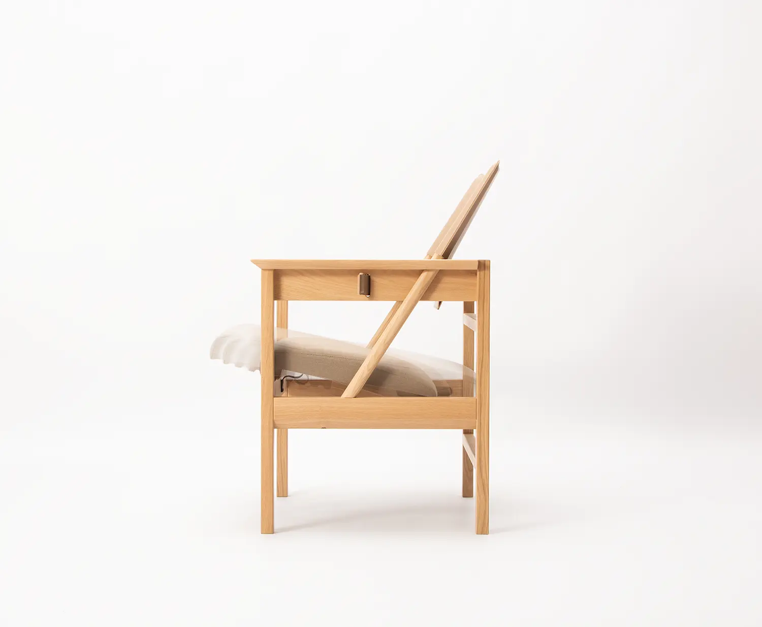 07 living armchair – 匠工芸