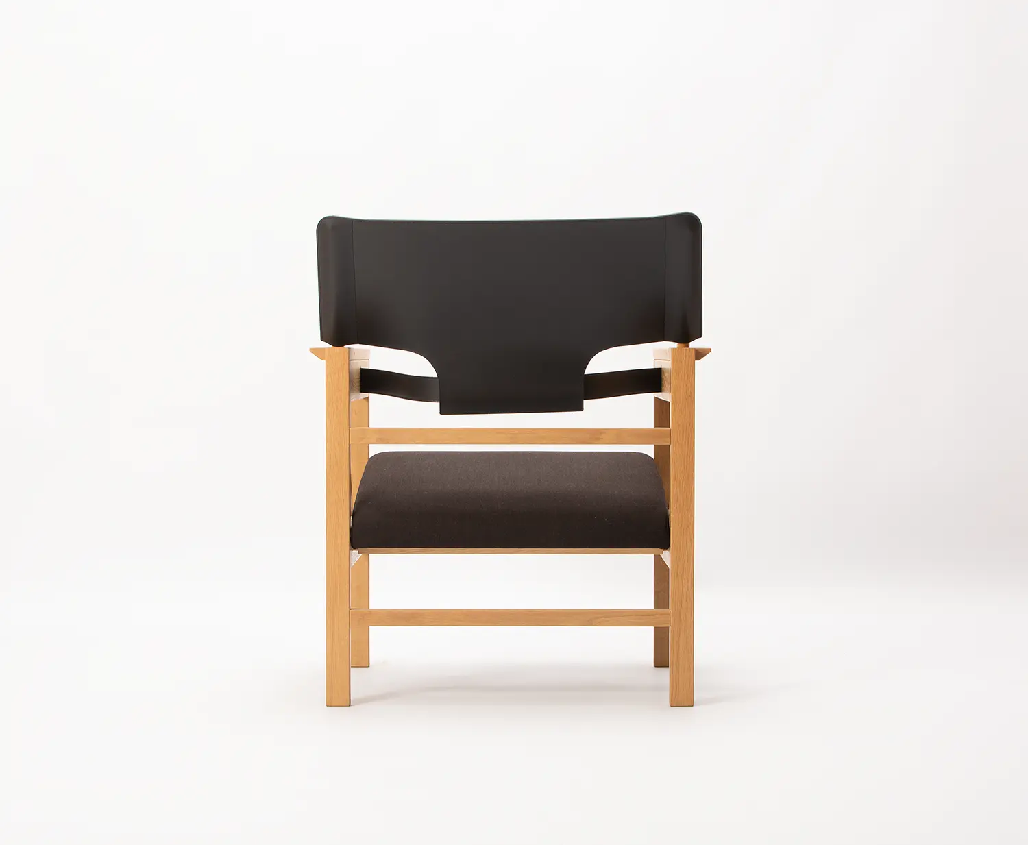 匠工芸 07リビングアームチェア(ゼロナナ) 定価15万以上　特注？ 07 living armchairの通販 / マスターウォール